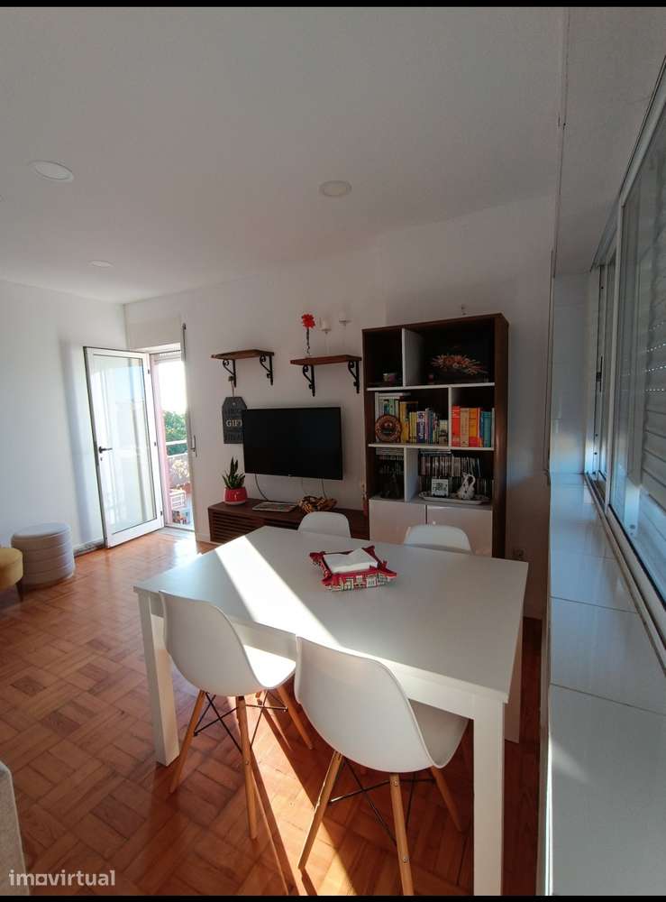 Andar Moradia T2 com Jardim | Pedrouços, Maia - Grande imagem: 2/15