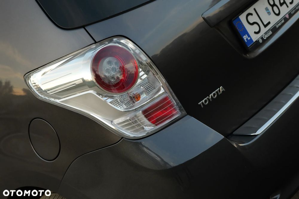 Toyota Verso 1.8 Sol EU5 7os - 14