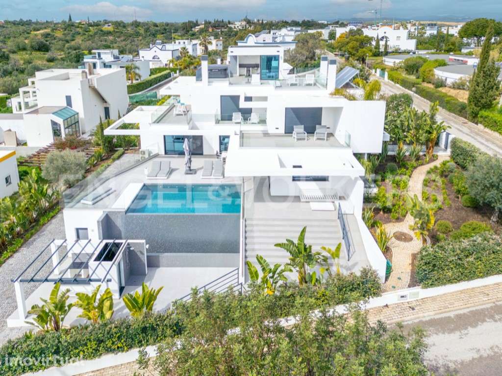 Perogil Infinity - Grande imagem: 2/50