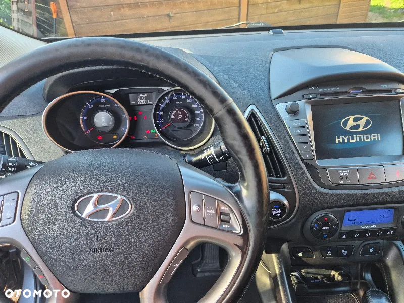 Hyundai Tucson 2.0 CRDI Premium 4WD - 11