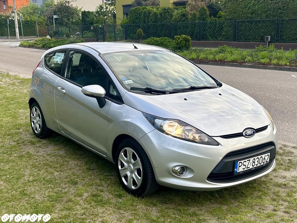 Ford Fiesta 1.25 Ambiente EU5 - 2