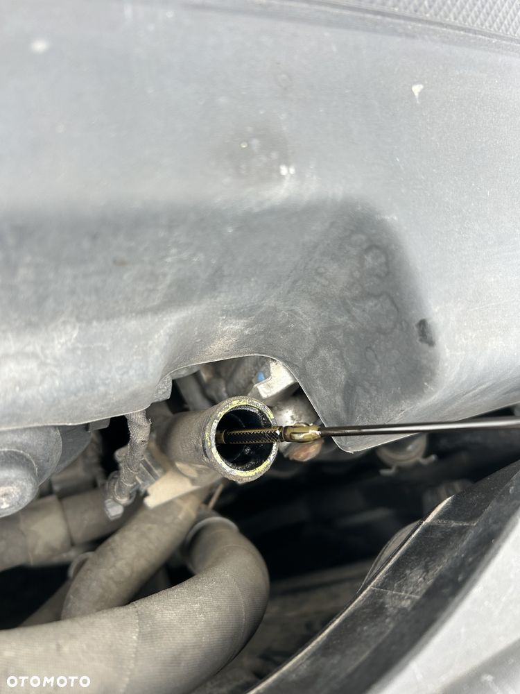 Volkswagen Golf 1.6 TDI BlueMotion Technology Trendline - 35