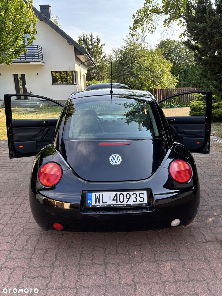 Volkswagen New Beetle - 6