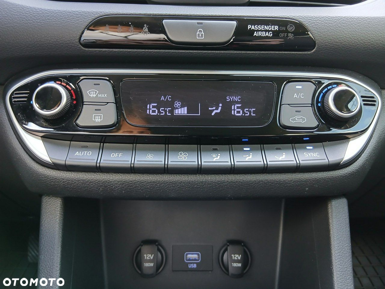 Hyundai i30 - 25
