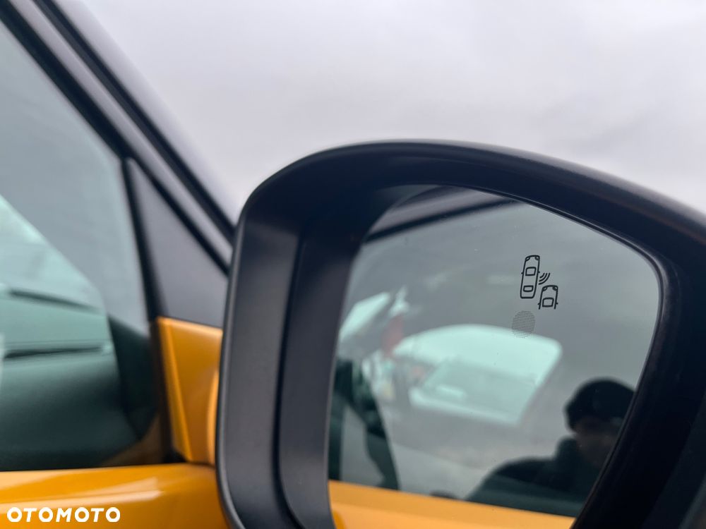 DS Automobiles DS 3 Crossback 1.2 PureTech Performance Line + - 33