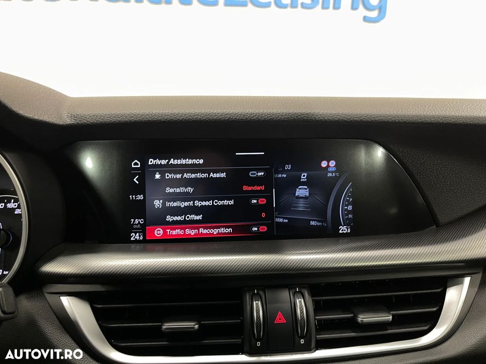 Alfa Romeo Stelvio - 16