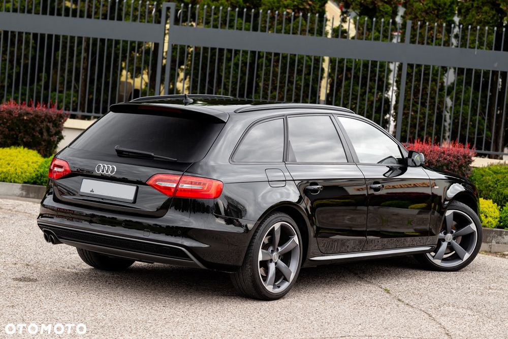 Audi A4 Avant 2.0 TDI DPF quattro S tronic S line Sportpaket - 14