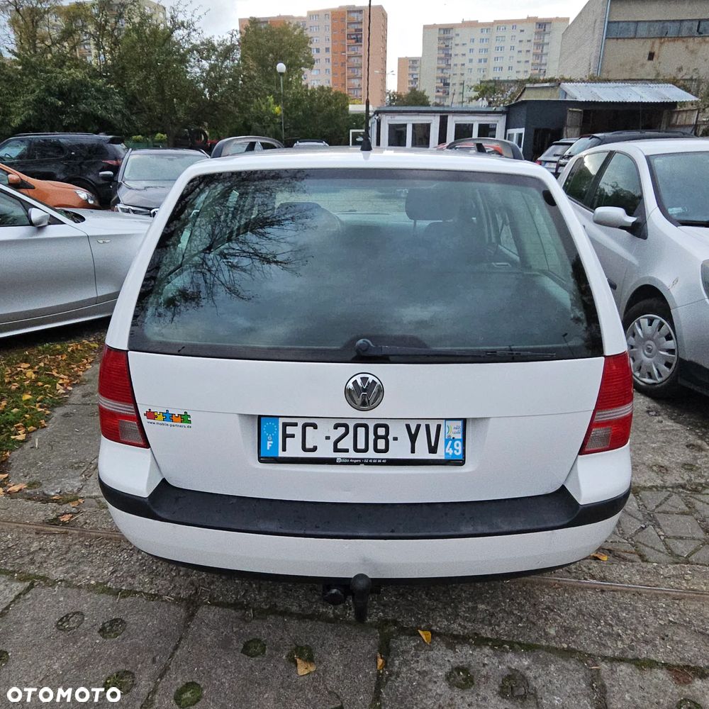 Volkswagen Golf IV 2.0 4Mot Highline - 3