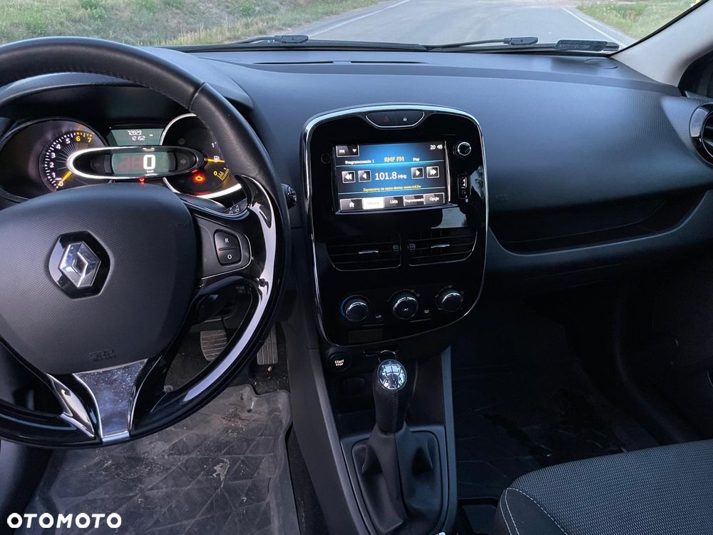 Renault Clio 1.2 16V Zen - 6