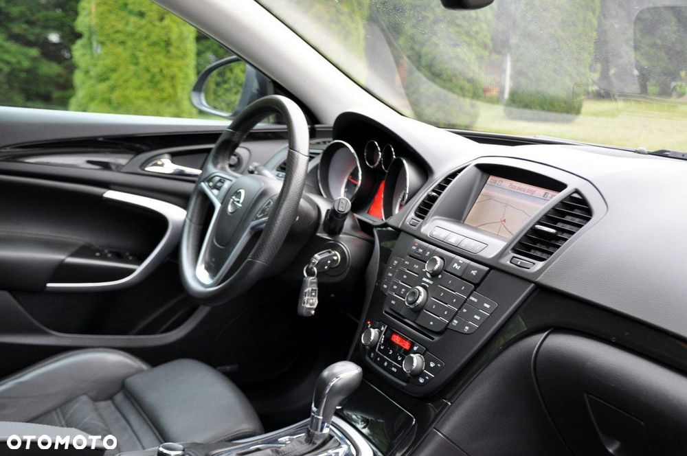 Opel Insignia - 18