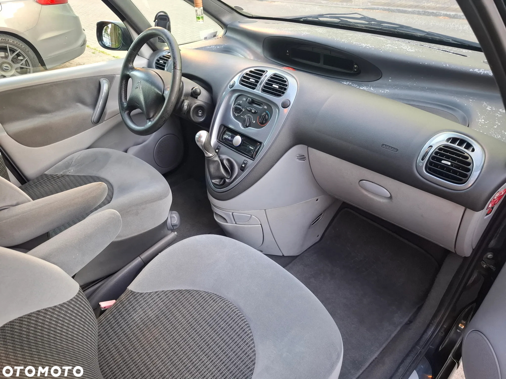 Citroën Xsara Picasso 1.8i Confort - 10