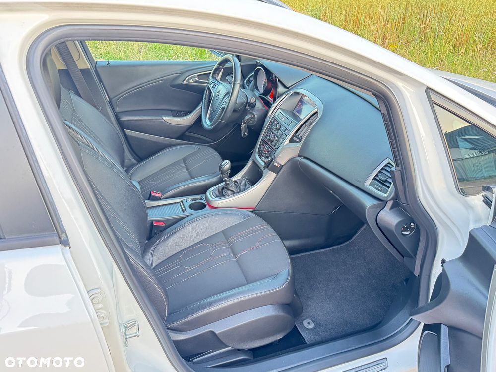 Opel Astra 1.4 T Edition 150 - 22