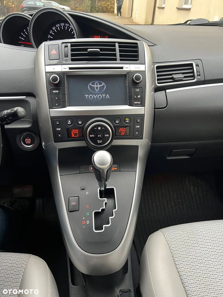 Toyota Verso 1.8 Premium 7os MS - 19