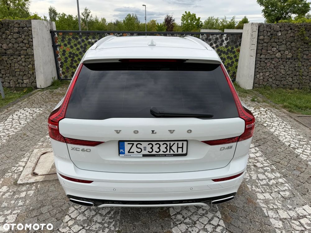 Volvo XC 60 D4 R-Design - 15