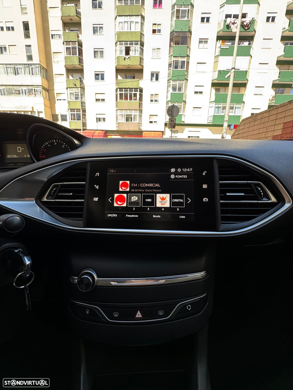 Peugeot 308 1.6 BlueHDi Style - 11