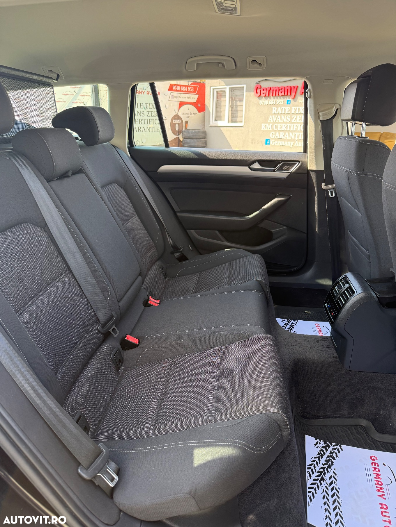 Volkswagen Passat Variant 2.0 TDI DSG Comfortline - 8