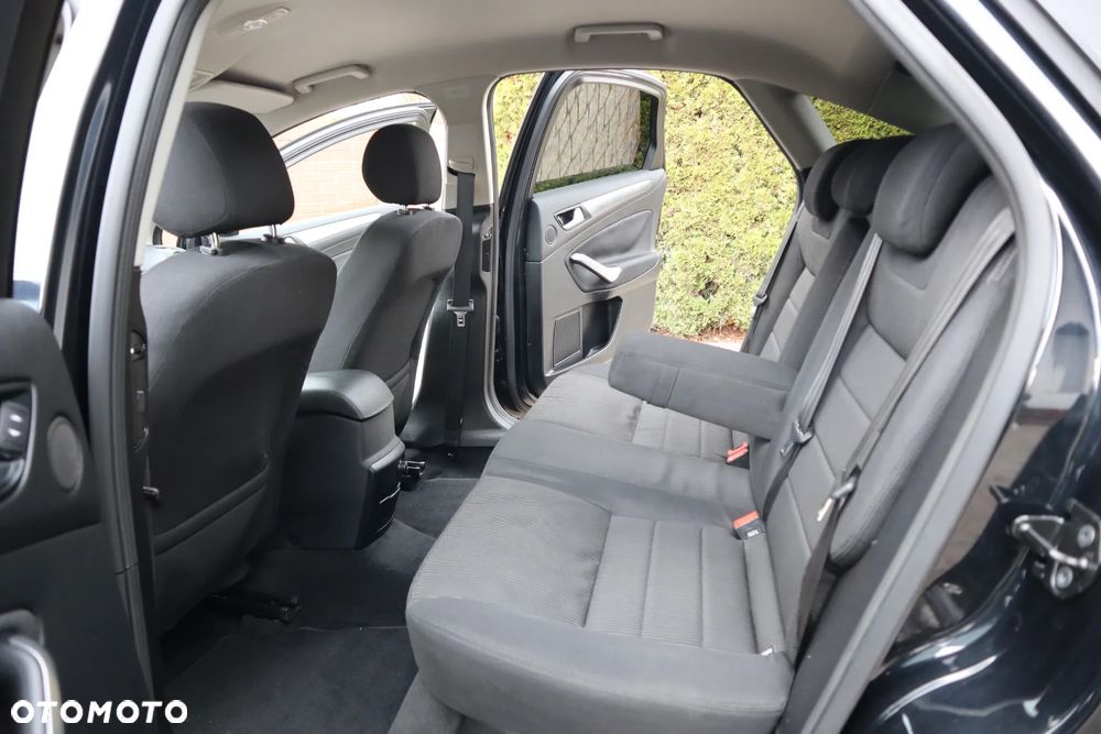 Ford Mondeo 2.0 TDCi Viva Titanium - 13