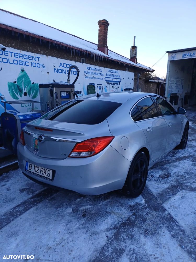 Opel Insignia 2.0 CDTI - 23