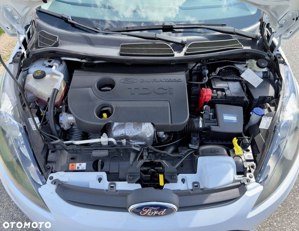 Ford Fiesta 1.5 TDCi Celebration - 22