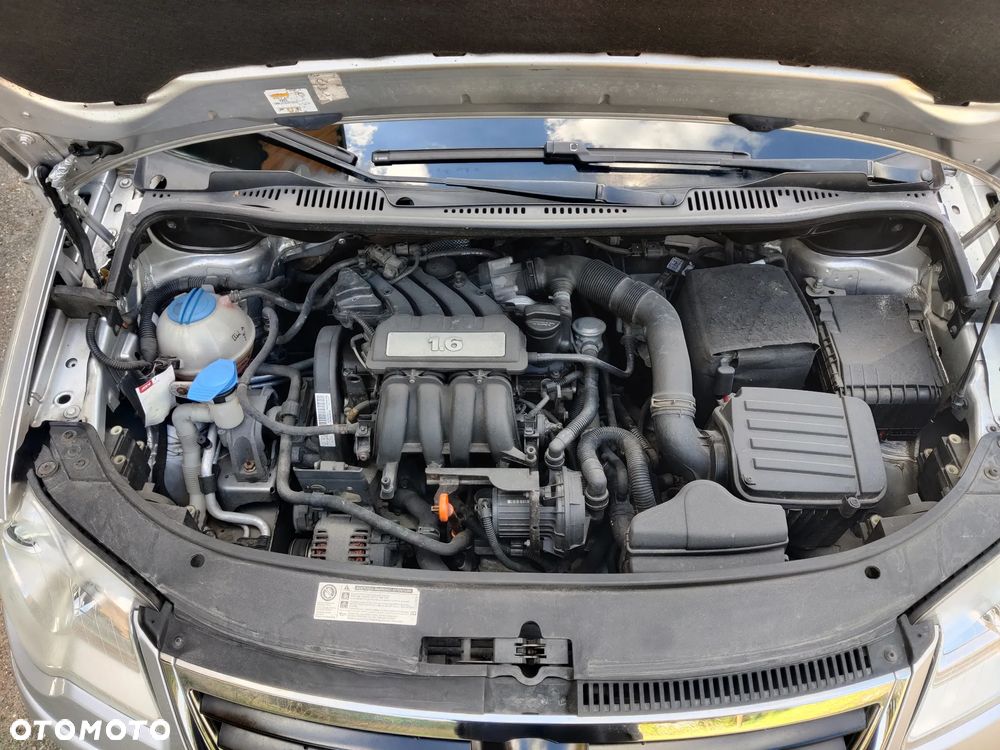 Volkswagen Touran 1.6 Freestyle - 29