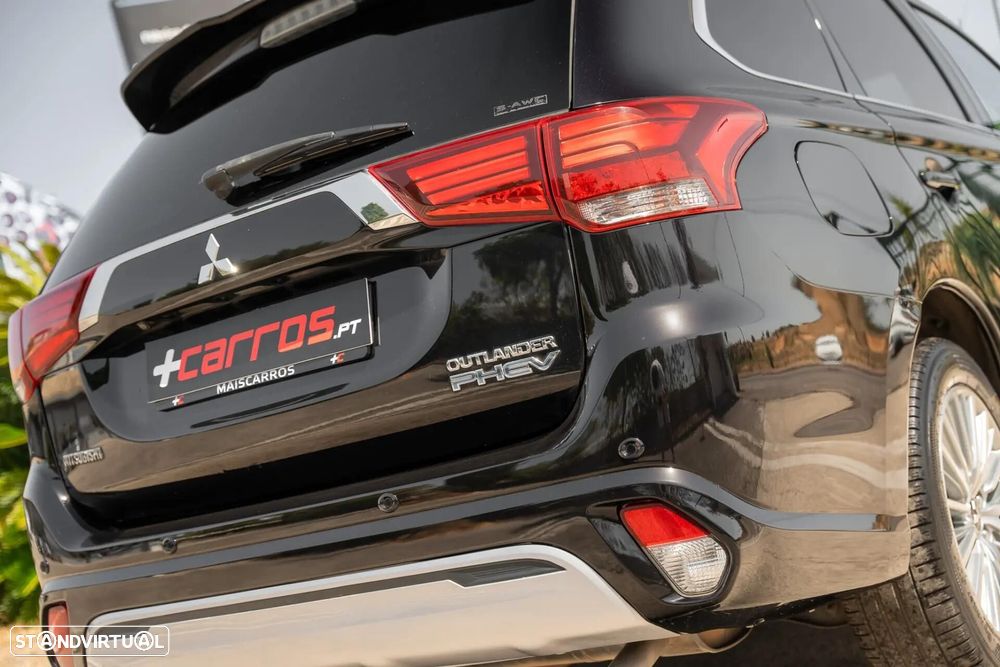 Mitsubishi Outlander 2.4 Instyle - 9
