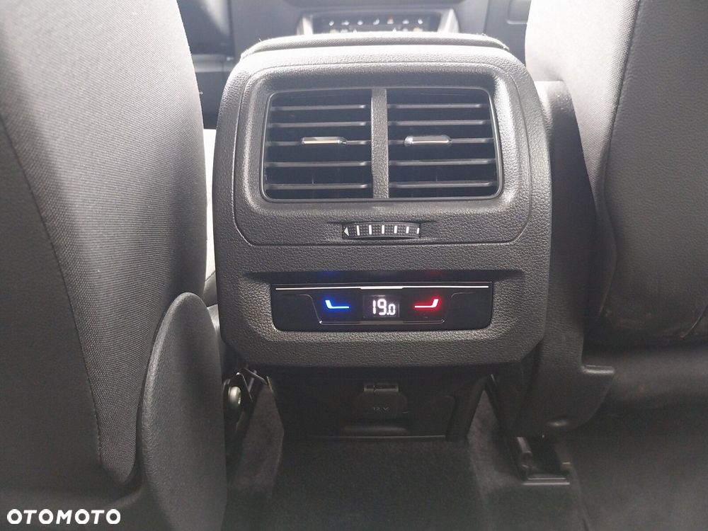 Volkswagen Touran 1.5 TSI EVO Highline DSG - 17