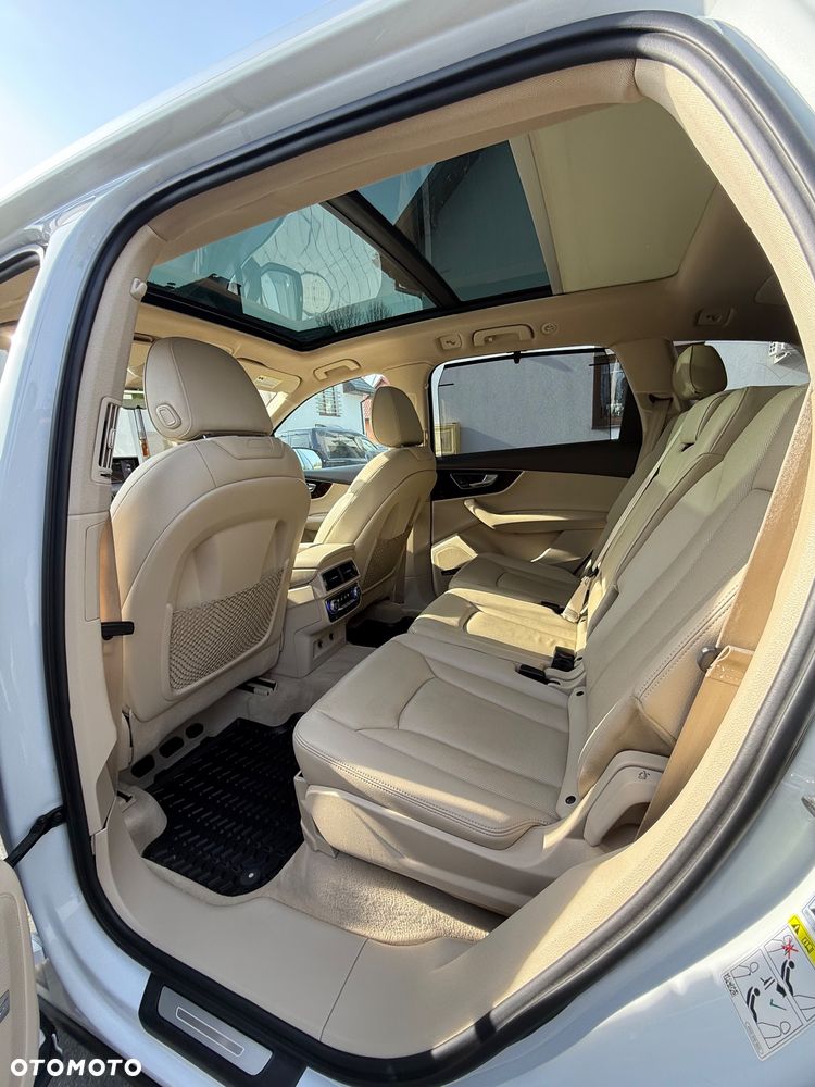 Audi Q7 55 TFSI quattro tiptronic - 8