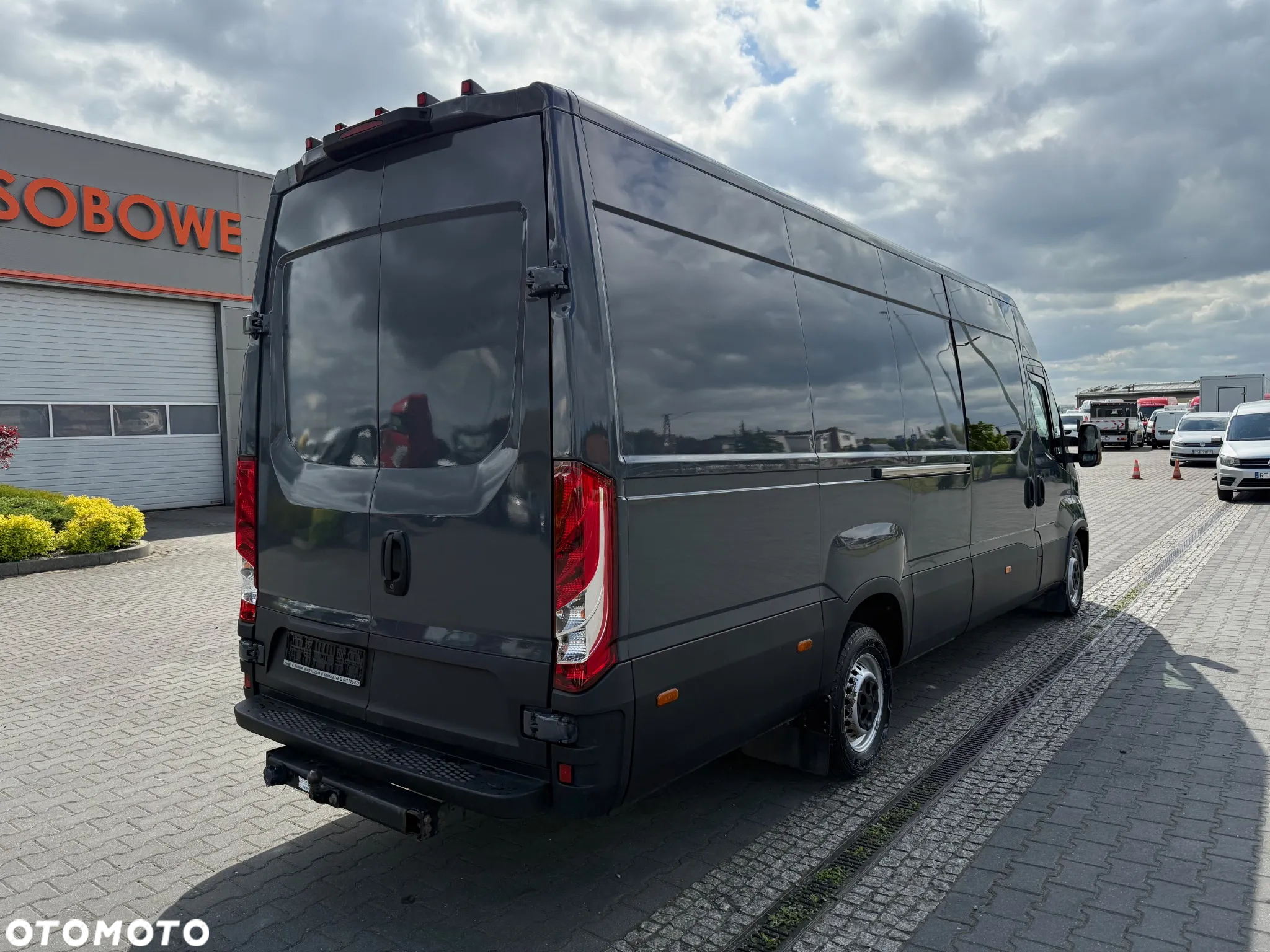 Iveco Daily 35S18 Hi-Matic L4H2 Maxi Furgon Doka Brygadówka 6-miejsc Salon PL, Jeden Właściciel - 4