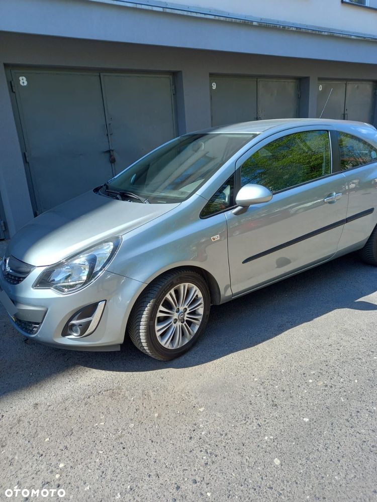 Opel Corsa 1.4 16V Enjoy - 1