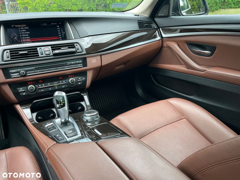 BMW Seria 5 535i xDrive - 9