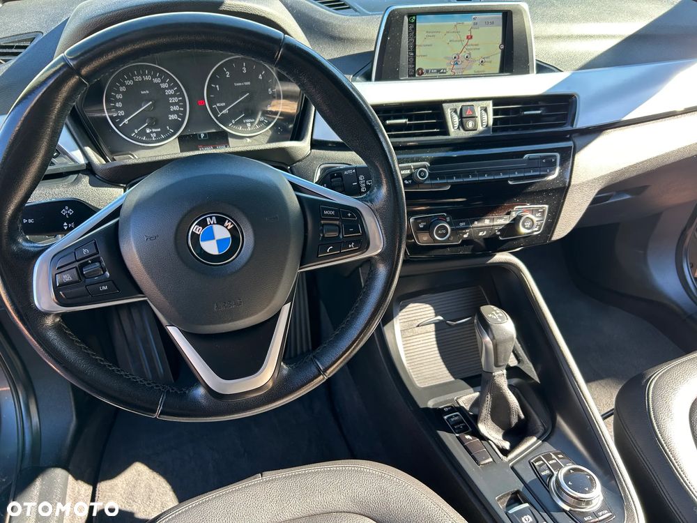 BMW X1 sDrive18d - 14