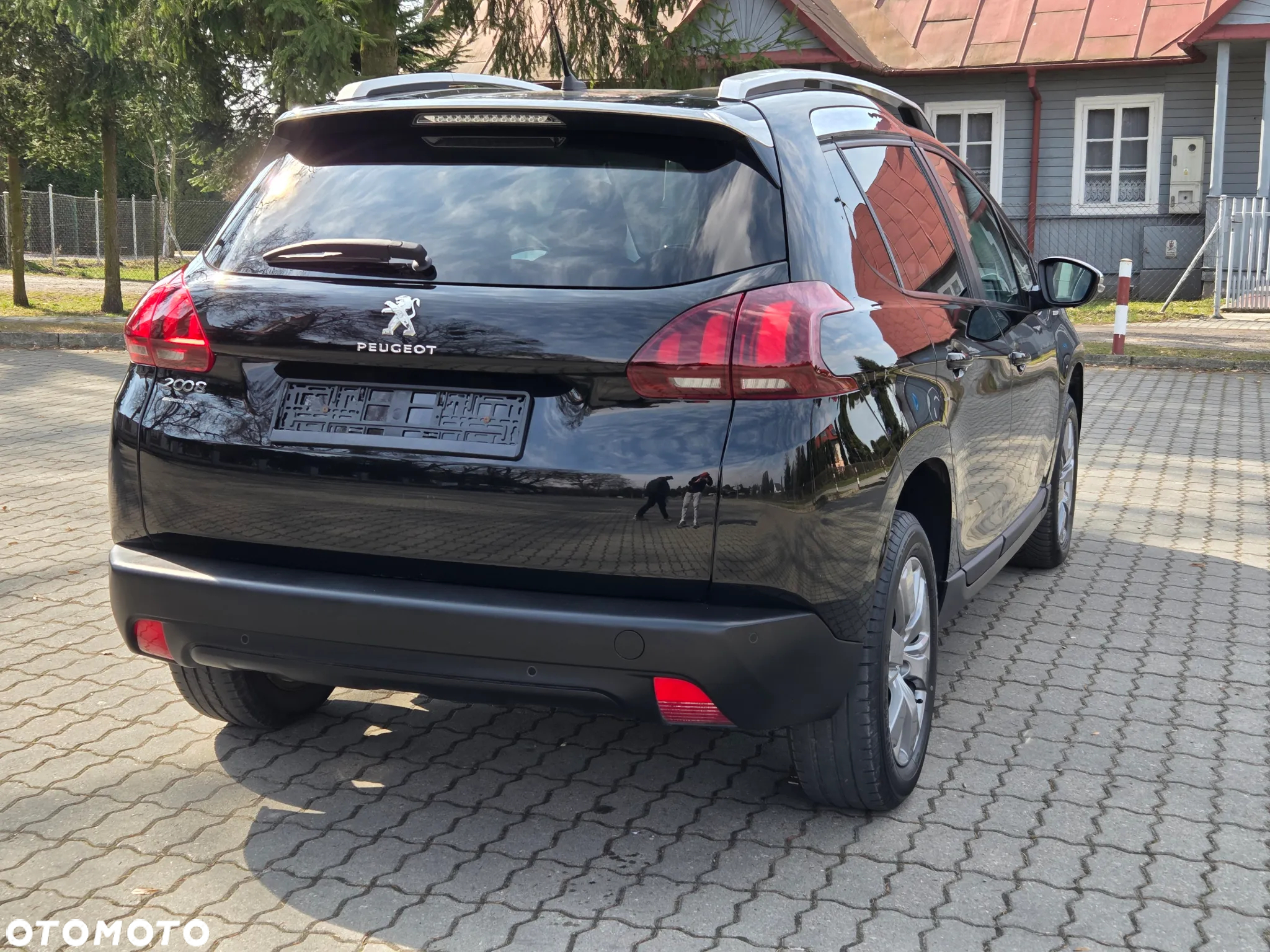 Peugeot 2008 1.2 Pure Tech Active S&S - 13