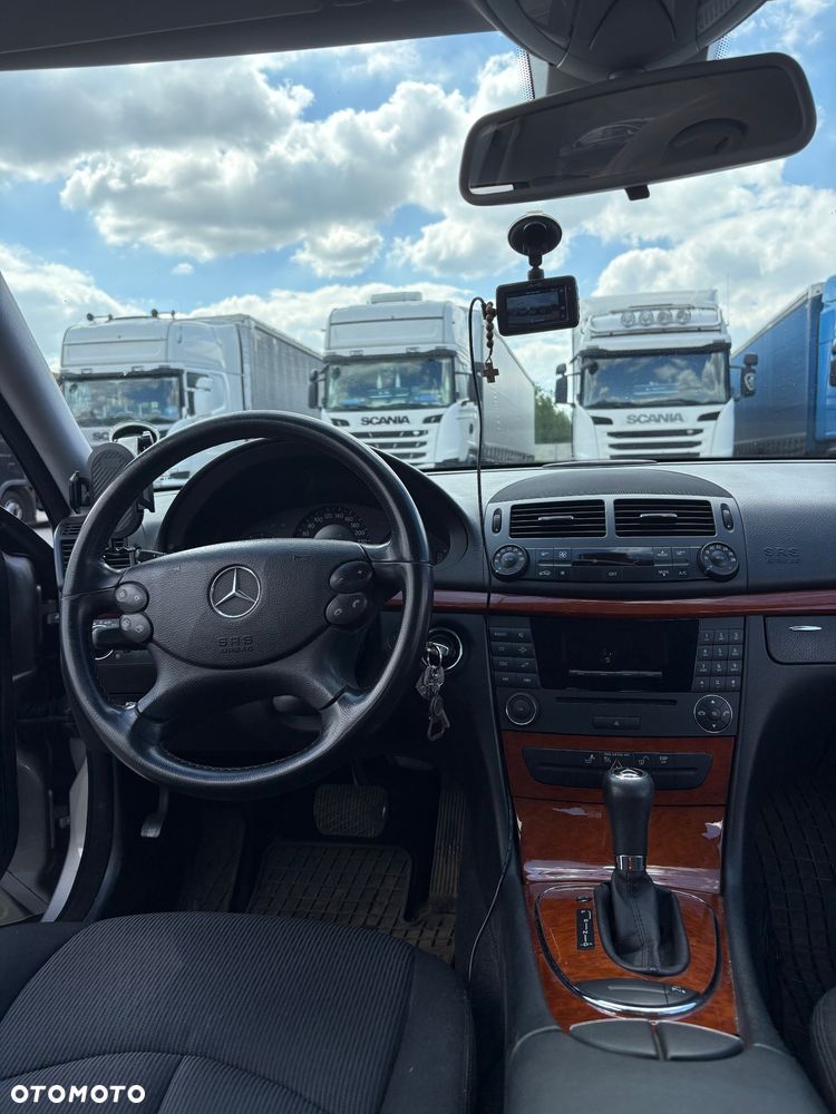 Mercedes-Benz Klasa E 320 CDI Elegance - 6