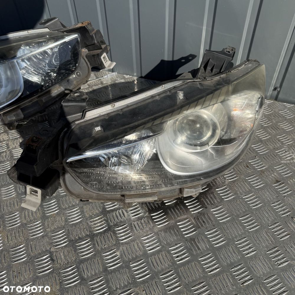 Lampy reflektory przód xenon komplet Mazda CX-5 2016r UK - 8