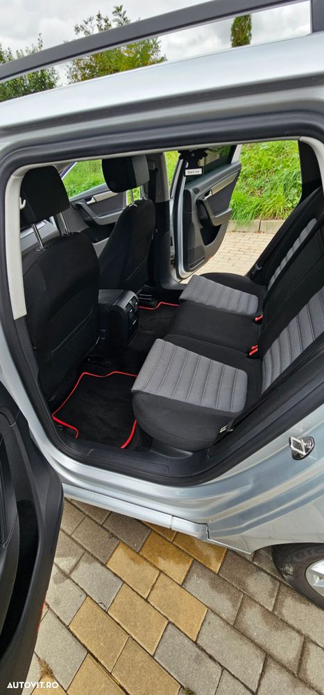 Volkswagen Passat Variant 2.0 TDI DSG BlueMotion Technology Comfortline - 19