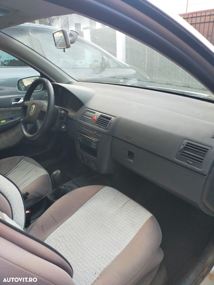 Skoda Fabia - 3