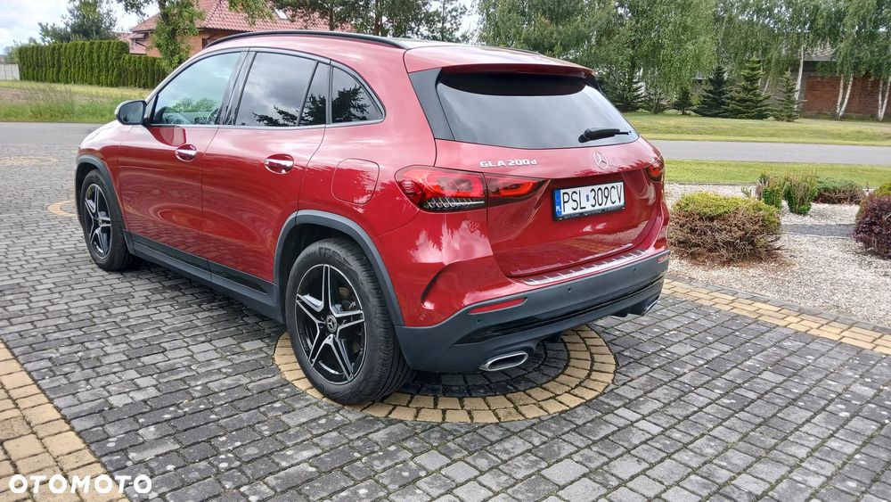 Mercedes-Benz GLA - 5