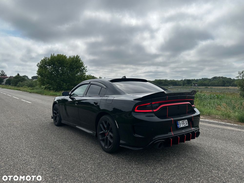 Dodge Charger 5.7 R/T - 9