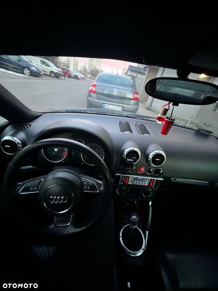 Audi TT Coupé 1.8T - 6