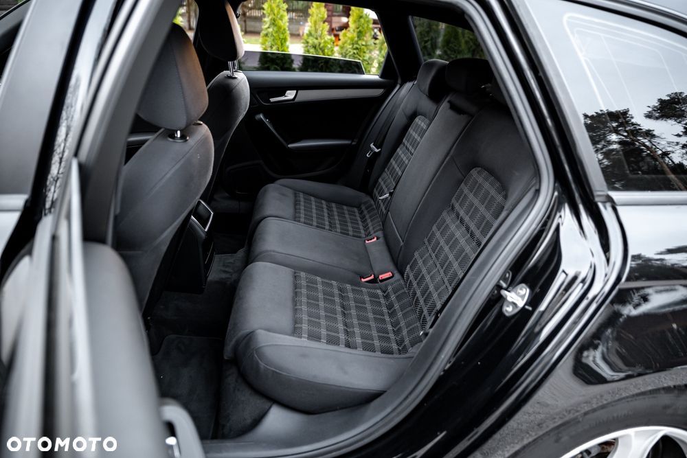 Audi A4 Avant 2.0 TFSI quattro S line Sportpaket - 16