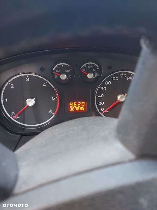 Ford Focus 1.6 TDCi Trend - 4