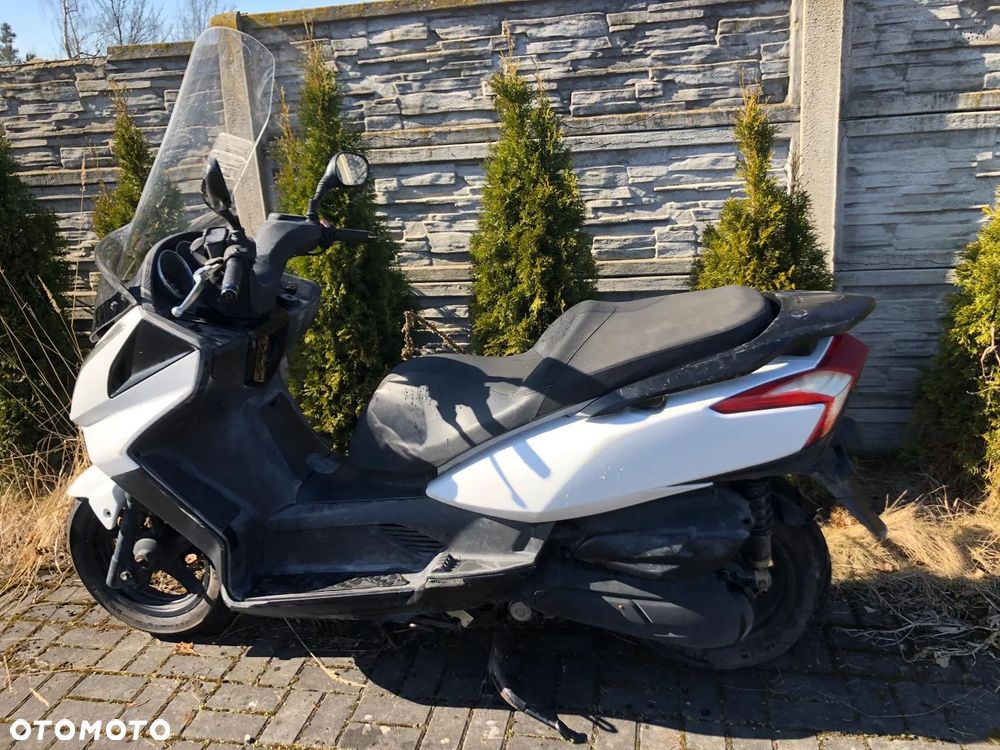 Kymco Downtown - 9