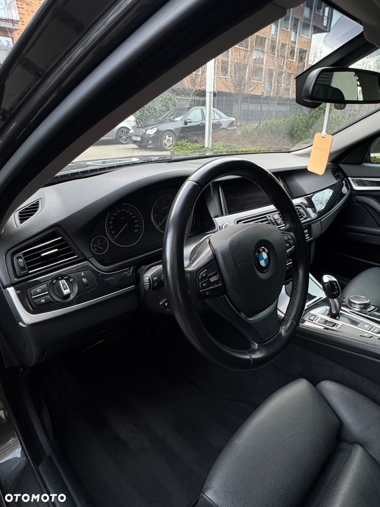 BMW Seria 5 520d Luxury Line - 10