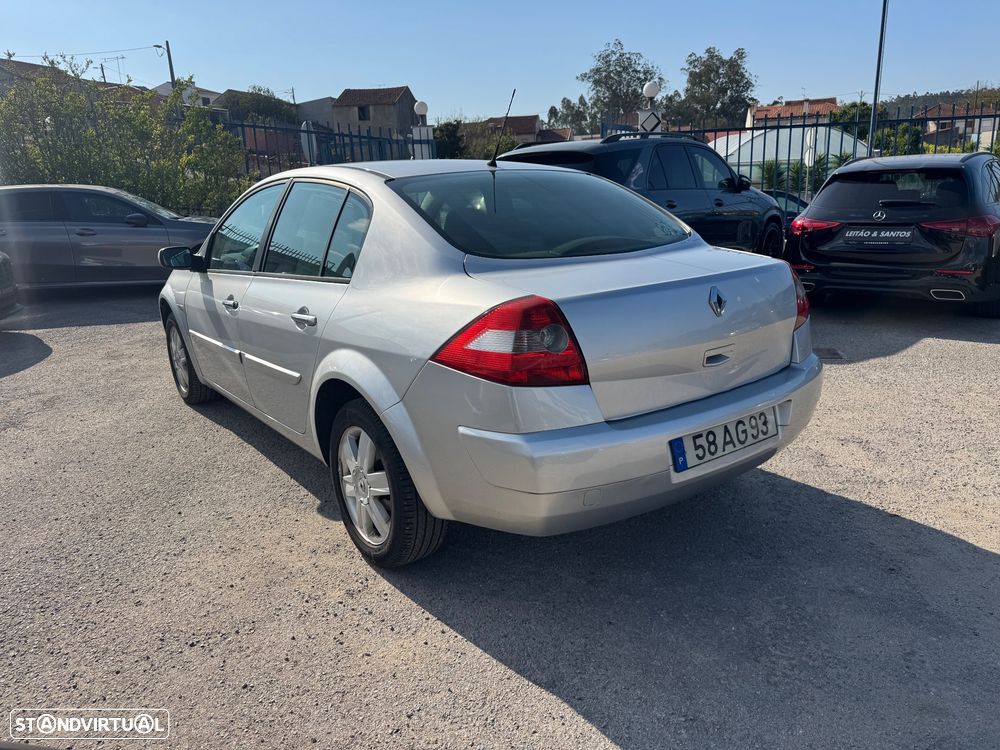 Renault Mégane 1.5 dCi Confort Authentique - 3