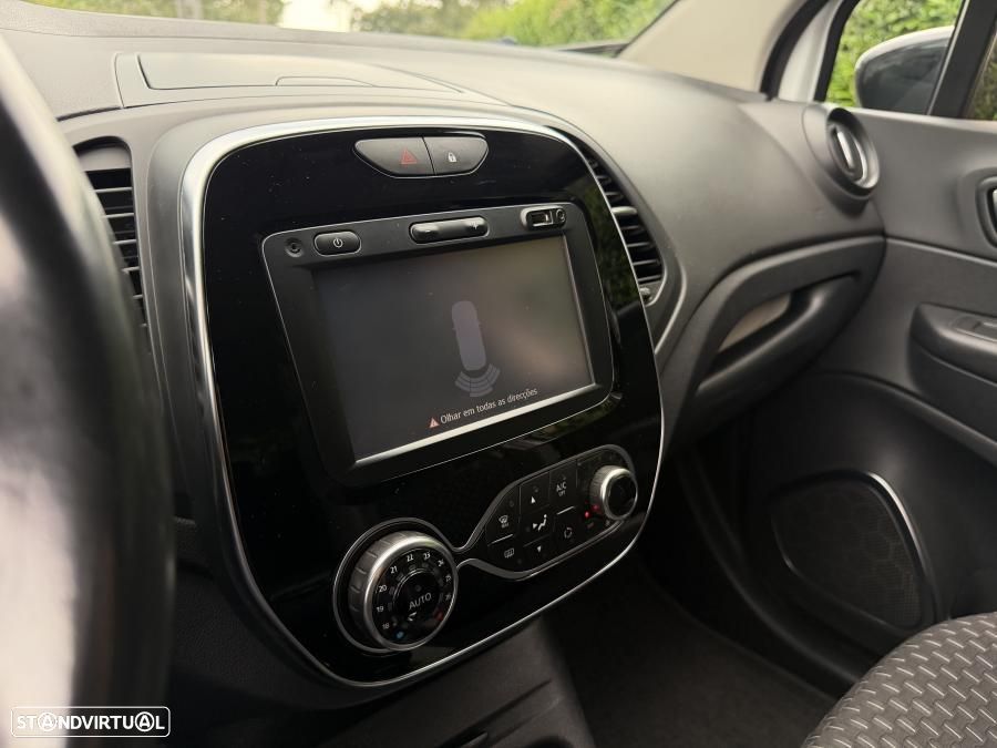 Renault Captur 0.9 TCE Exclusive - 15