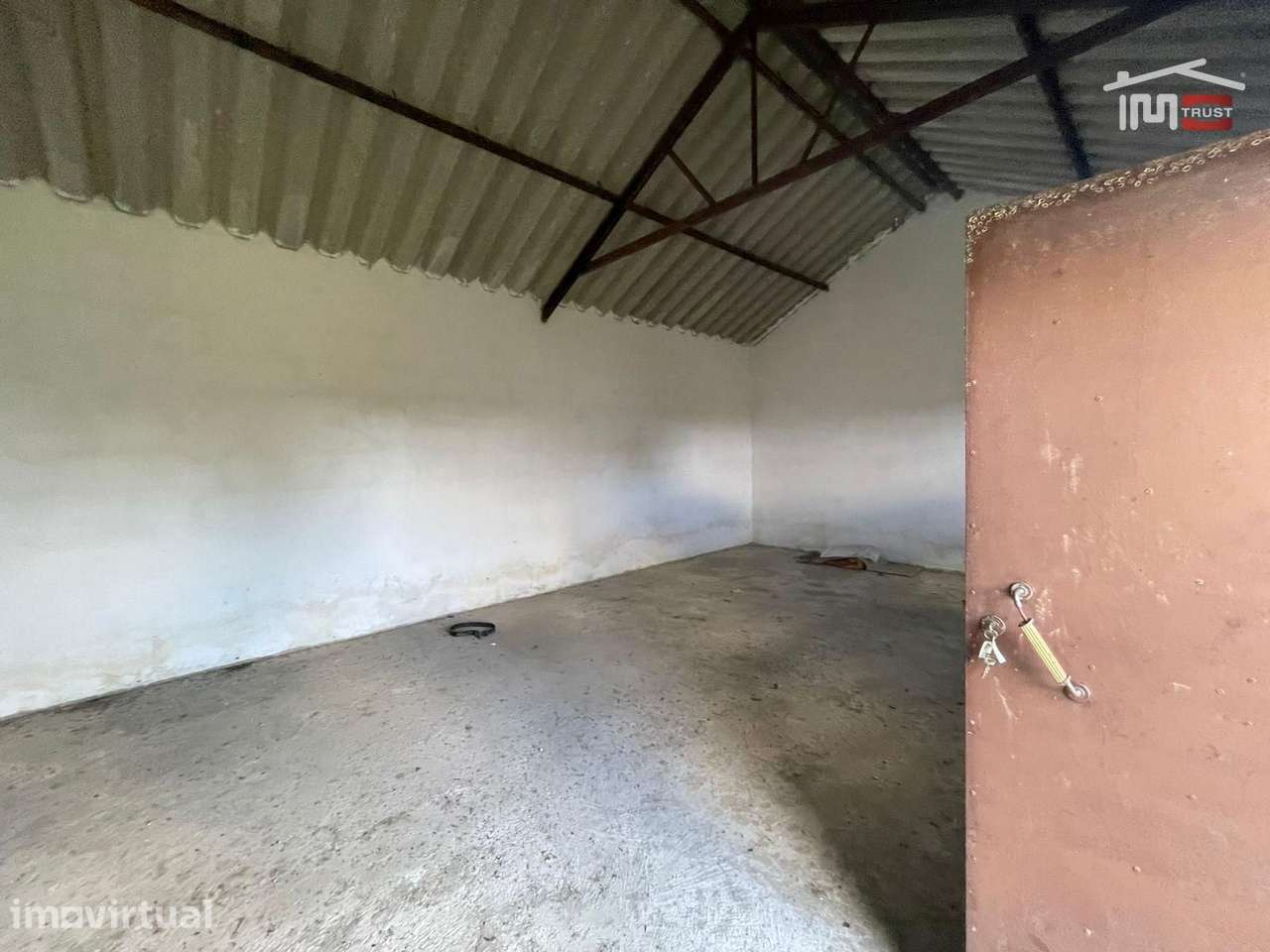 Terreno Urbano com Armazém em Lagameças  2.500 m² com Potencial par... - Grande imagem: 4/27