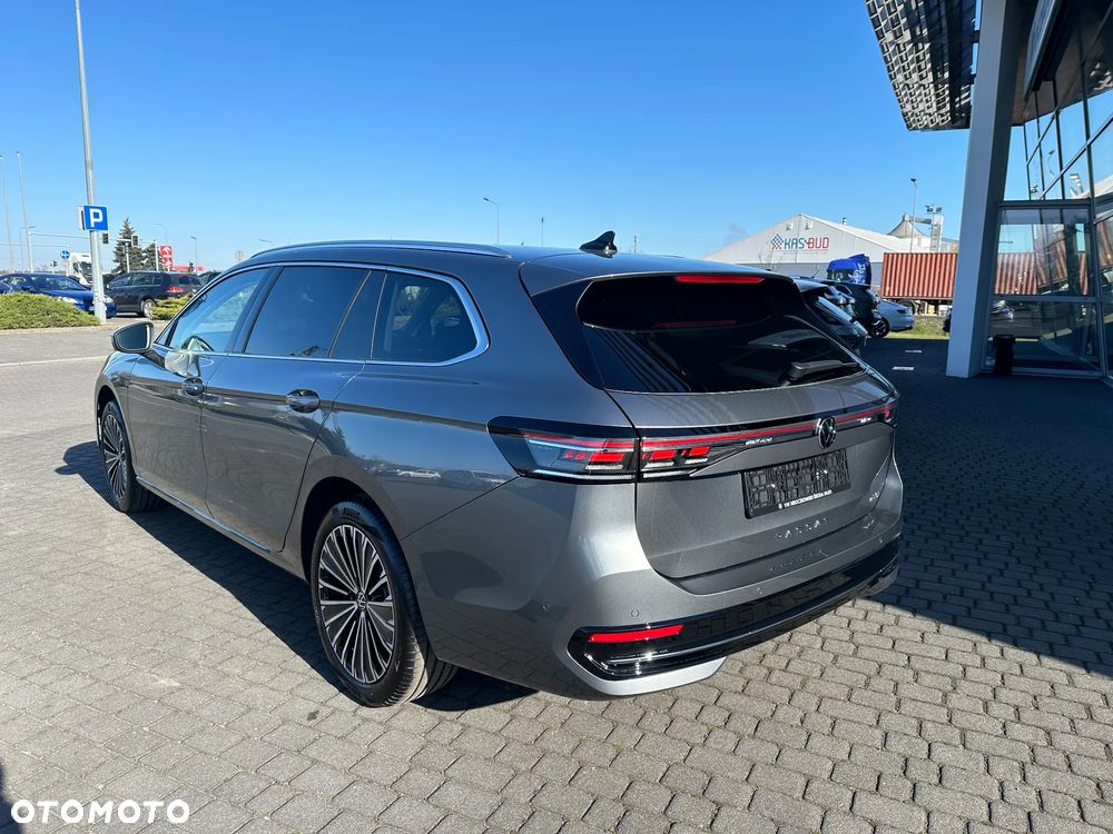 Volkswagen Passat 1.5 TSI EVO Elegance DSG - 9