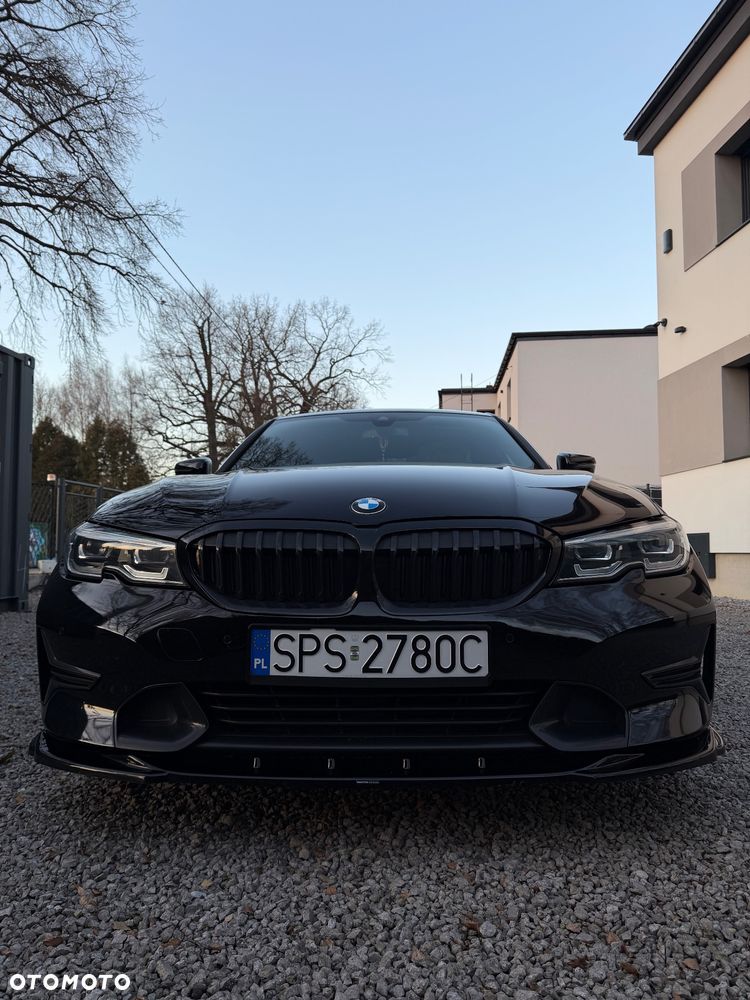 BMW Seria 3 330i - 5