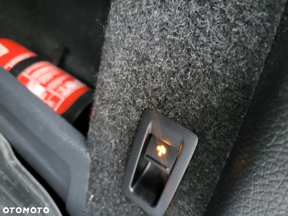 Volkswagen Passat 1.8 TSI Automatik Highline - 20