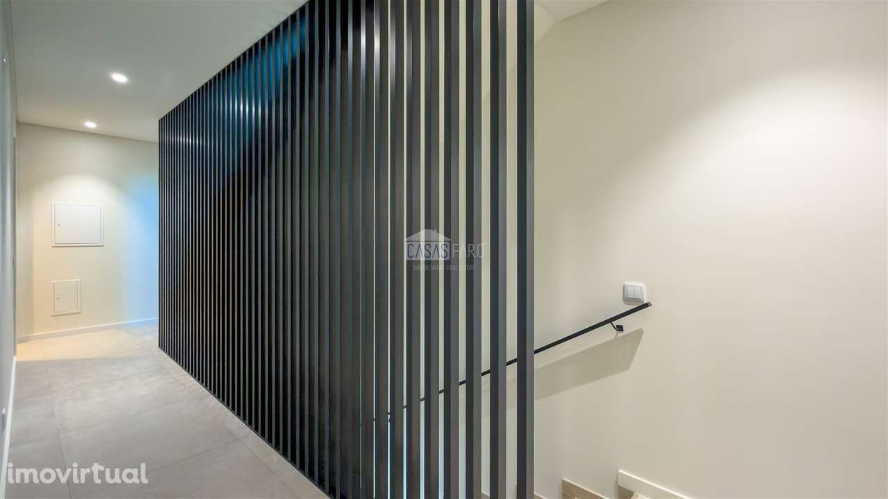 Moradia em Banda T4 Venda em Montenegro,Faro - Grande imagem: 5/35